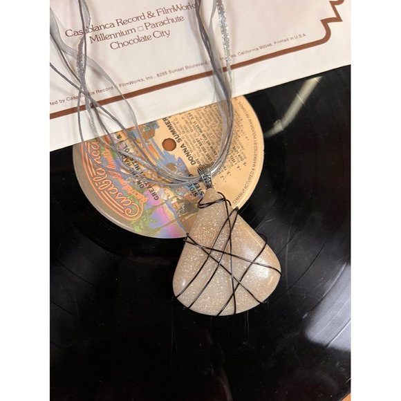 Boutique Boho Glam Wire Wrapped Oversized Pendant Necklace With Ribbon Cording - Picture 4 of 4